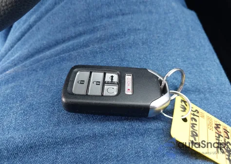 2020 Honda Insight Ex z USA, uszkodzony, nr VIN 19XZE4F5XLE011313